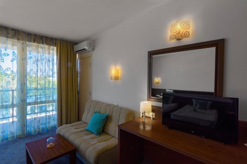 Отель Hotel Glarus Beach Солнечный Берег-52